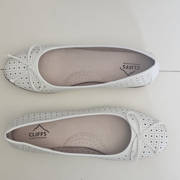 NWOT Cliffs By White Mountain Cheryl Ballet Flat - Picture 3 of 8